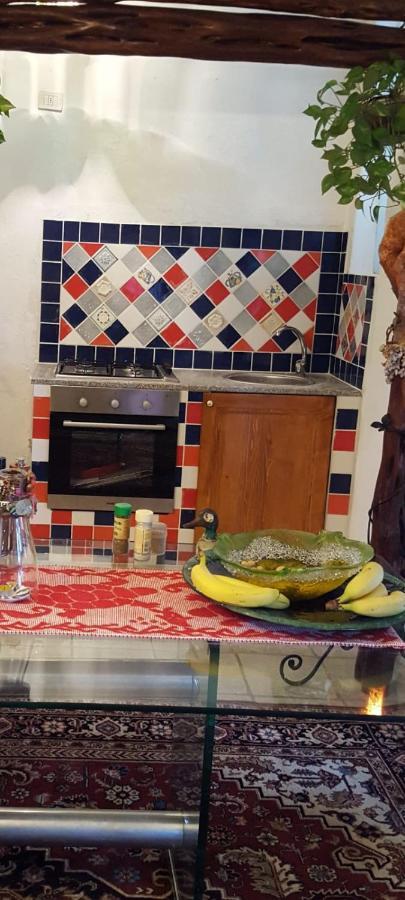 Giardino Del Sole Bed & Breakfast Olbia Dış mekan fotoğraf