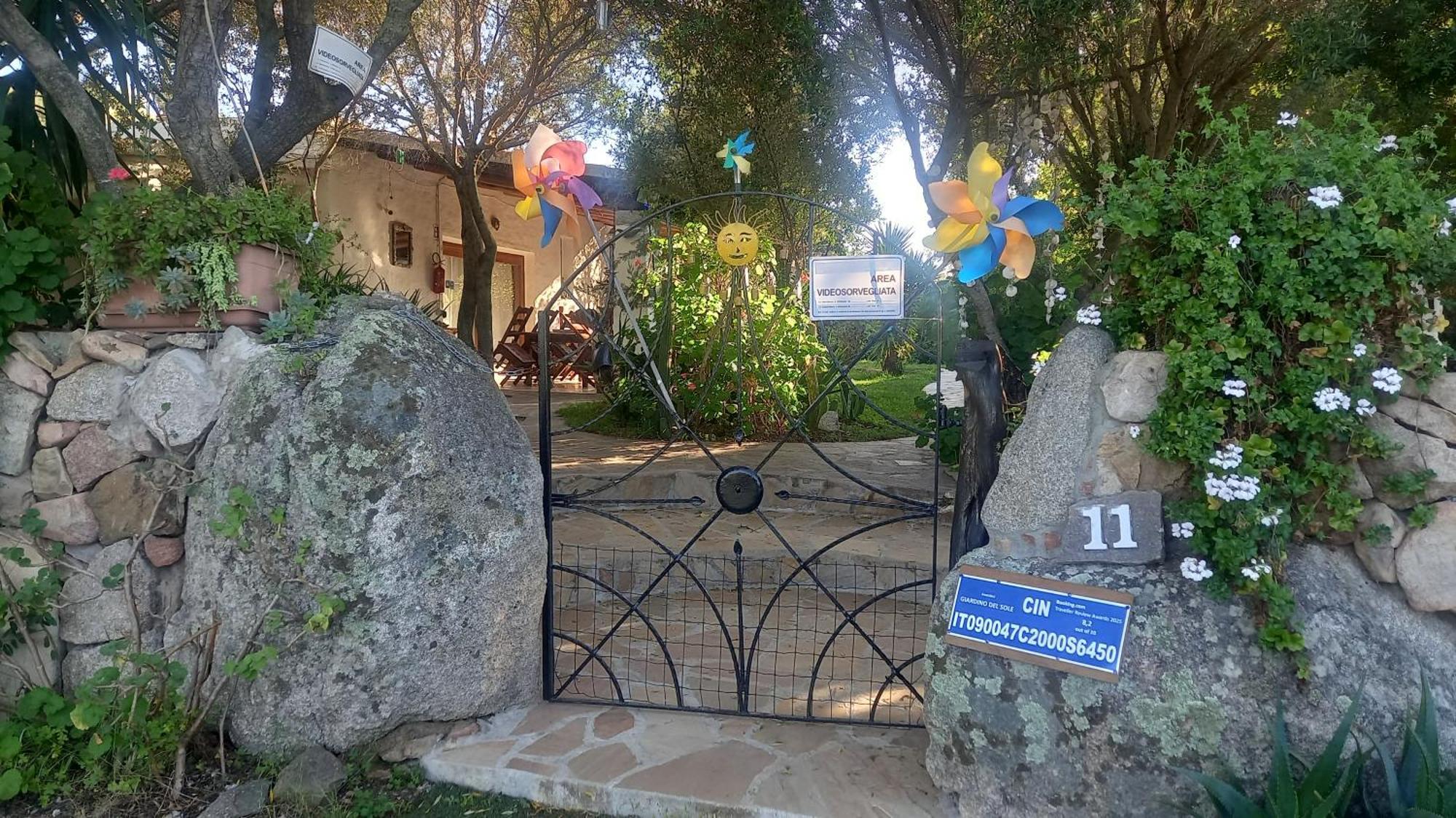 Giardino Del Sole Bed & Breakfast Olbia Dış mekan fotoğraf